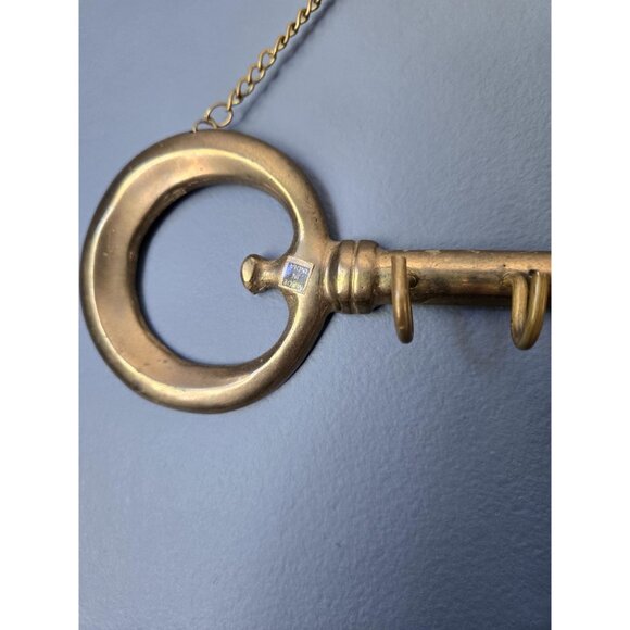 Skeleton Key Solid Brass Key Hook Hanger Made in India Vtg Functional Wall Art - Picture 2 of 7